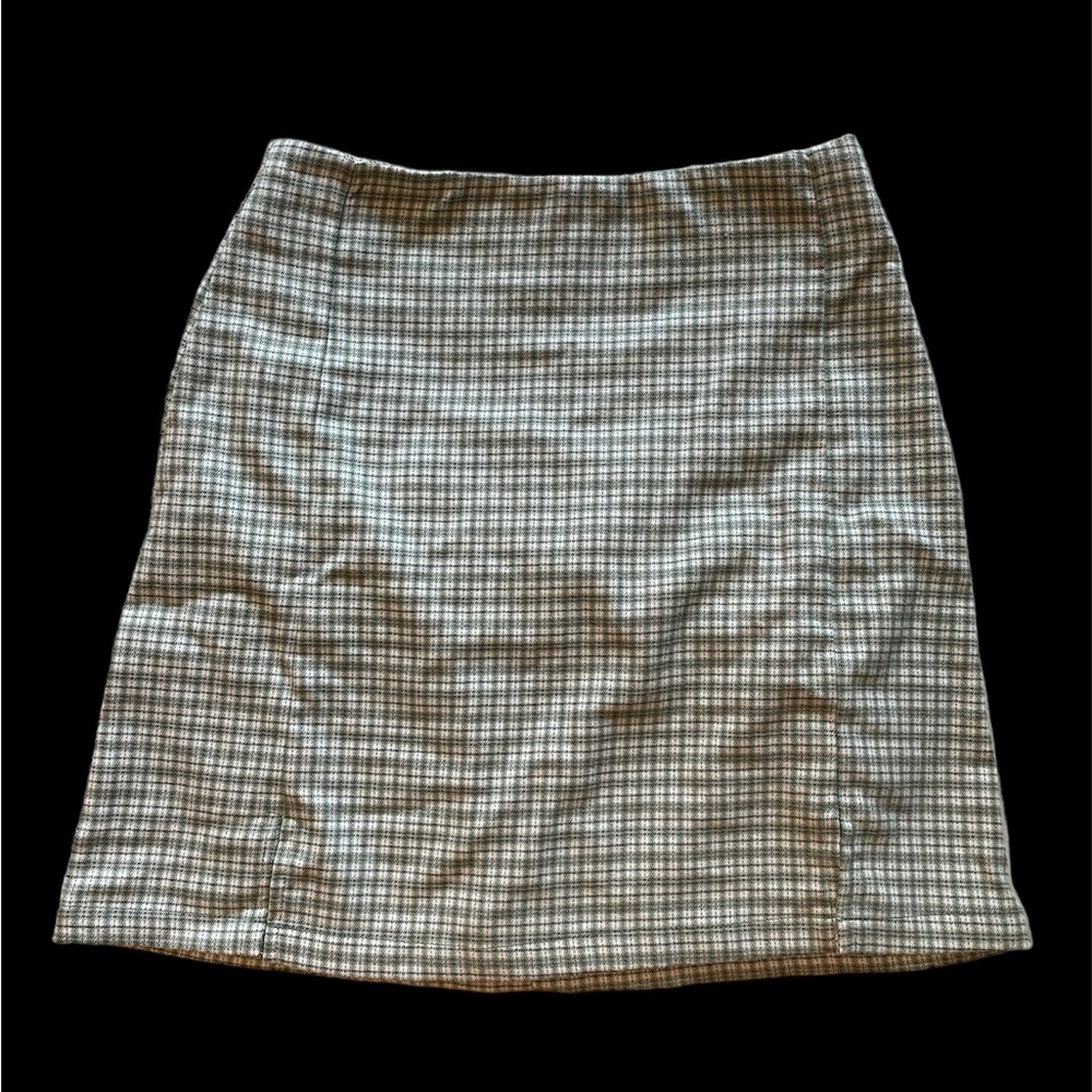 Brandy Melville plaid Cara mini skirt